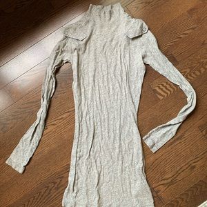 🏷 EUC Diesel Mock Turtle Neck